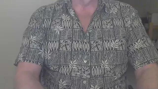 hairybull on Cam4