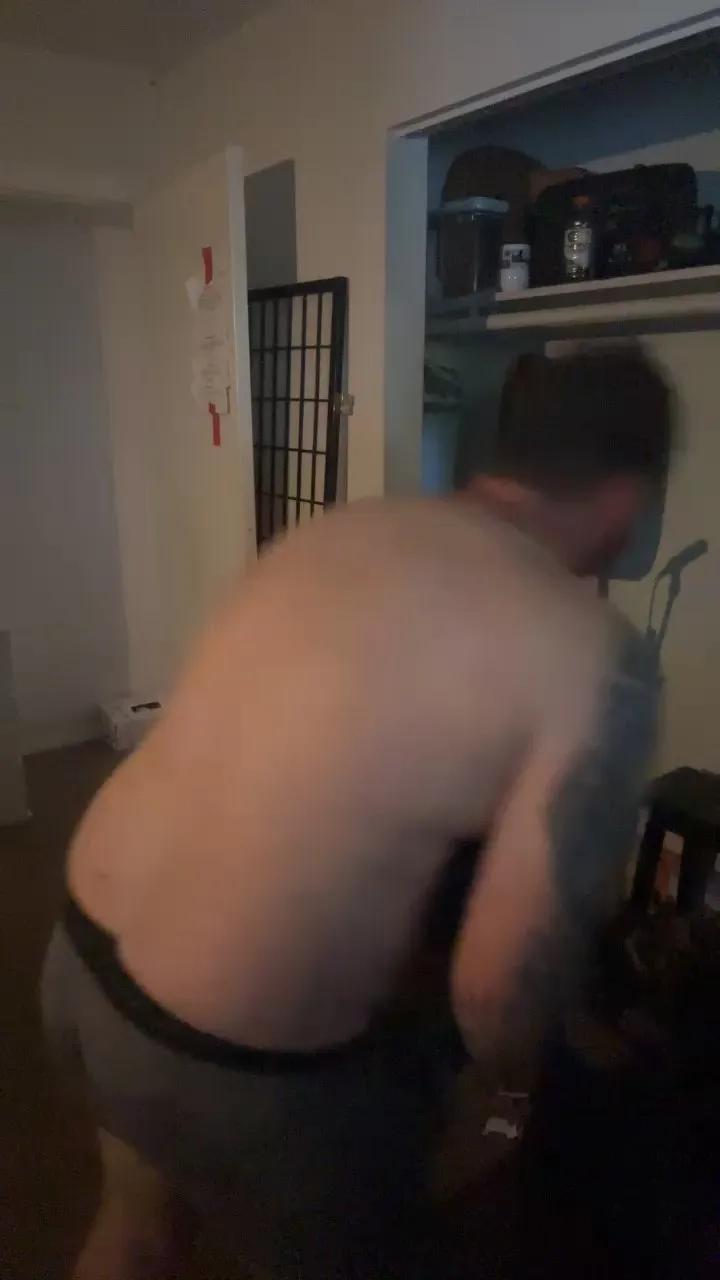 Offline HardwrkingK0 on Cam4