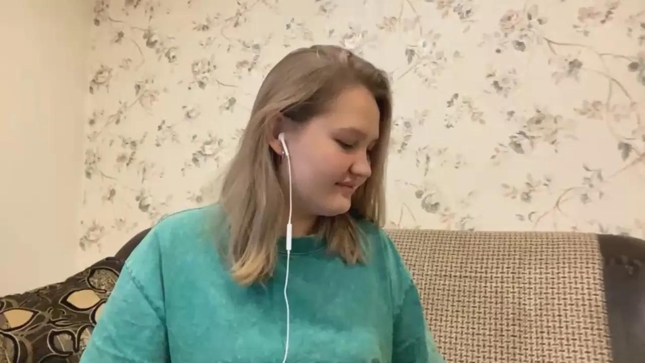 Offline HarriettDruck on Cam4