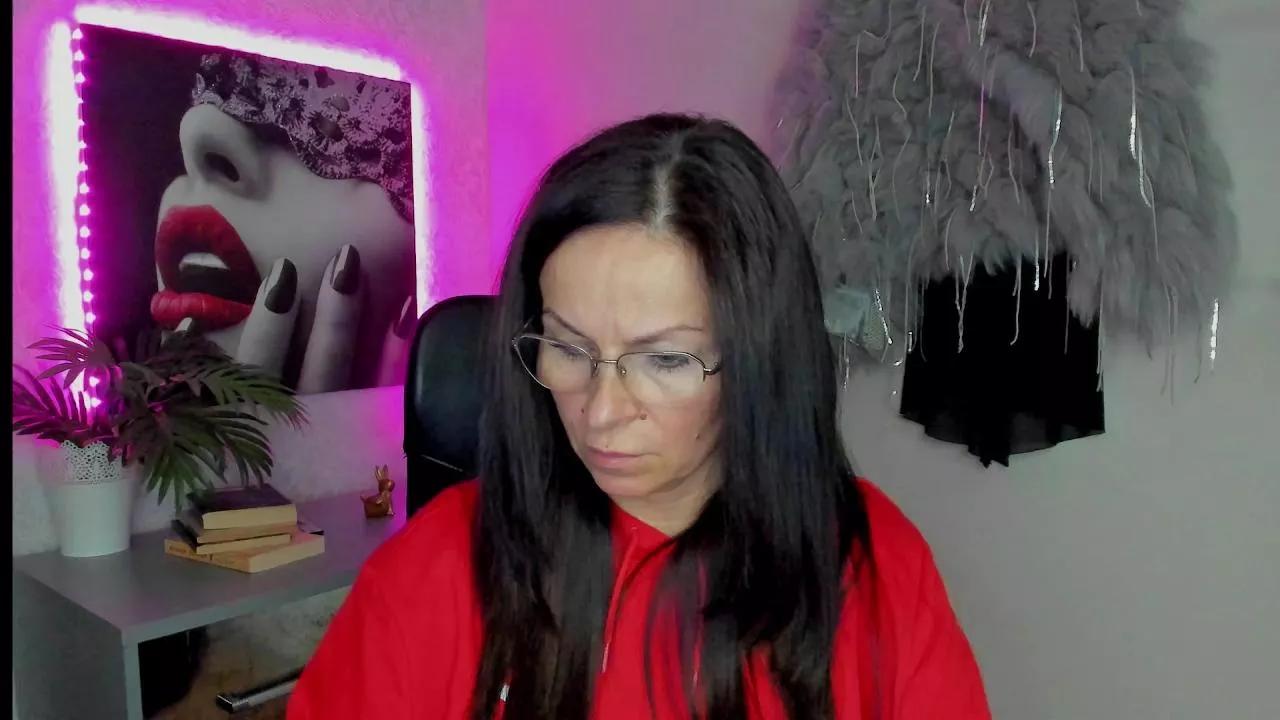 Helen_Wild on Cam4 