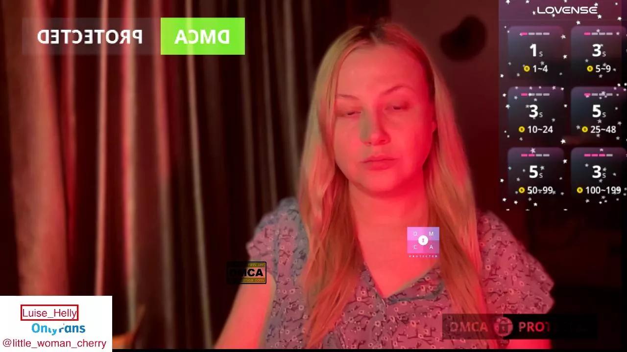 Offline HollyHanter on Cam4