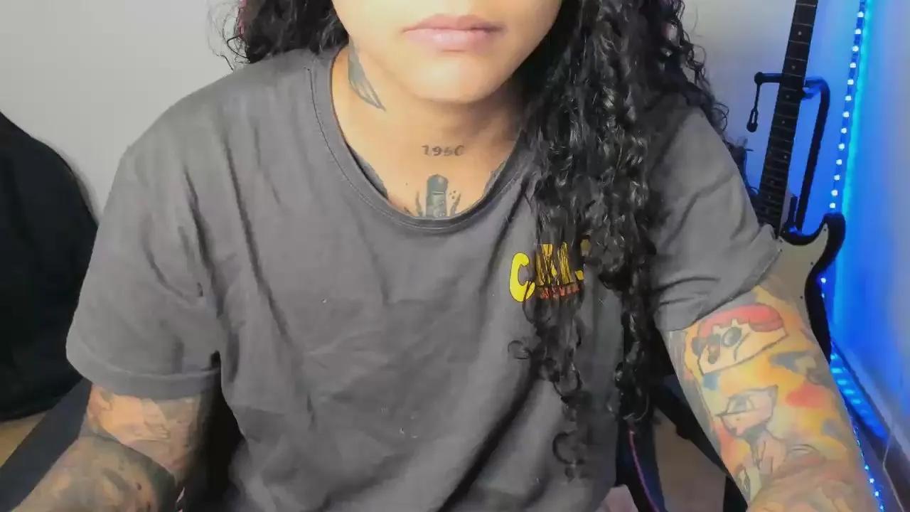 Hot_ama on Cam4