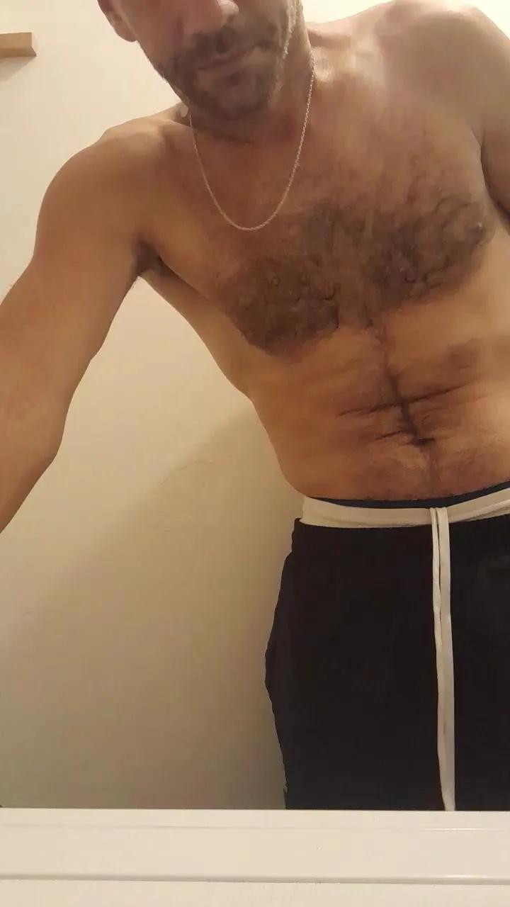 Offline hotfrenchcho on Cam4