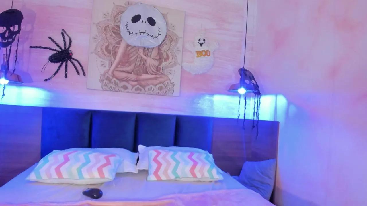 Offline IsabelaStefano on Cam4