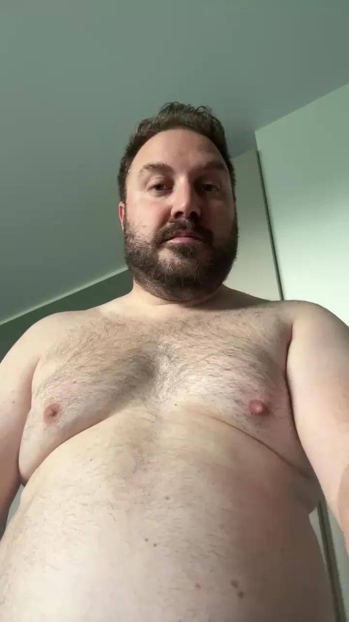 ItalianBear88 on Cam4