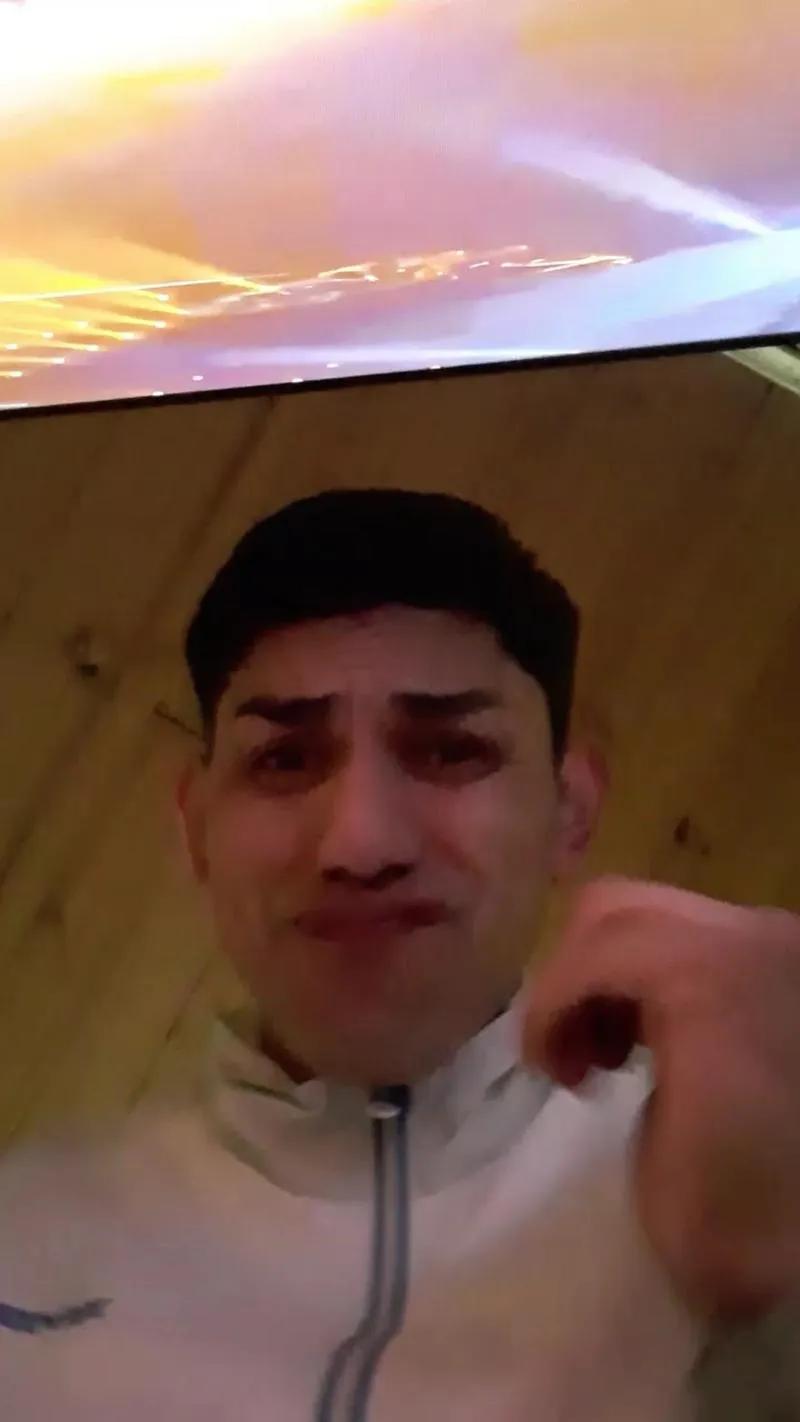 Offline J0044KINALEXIS on Cam4