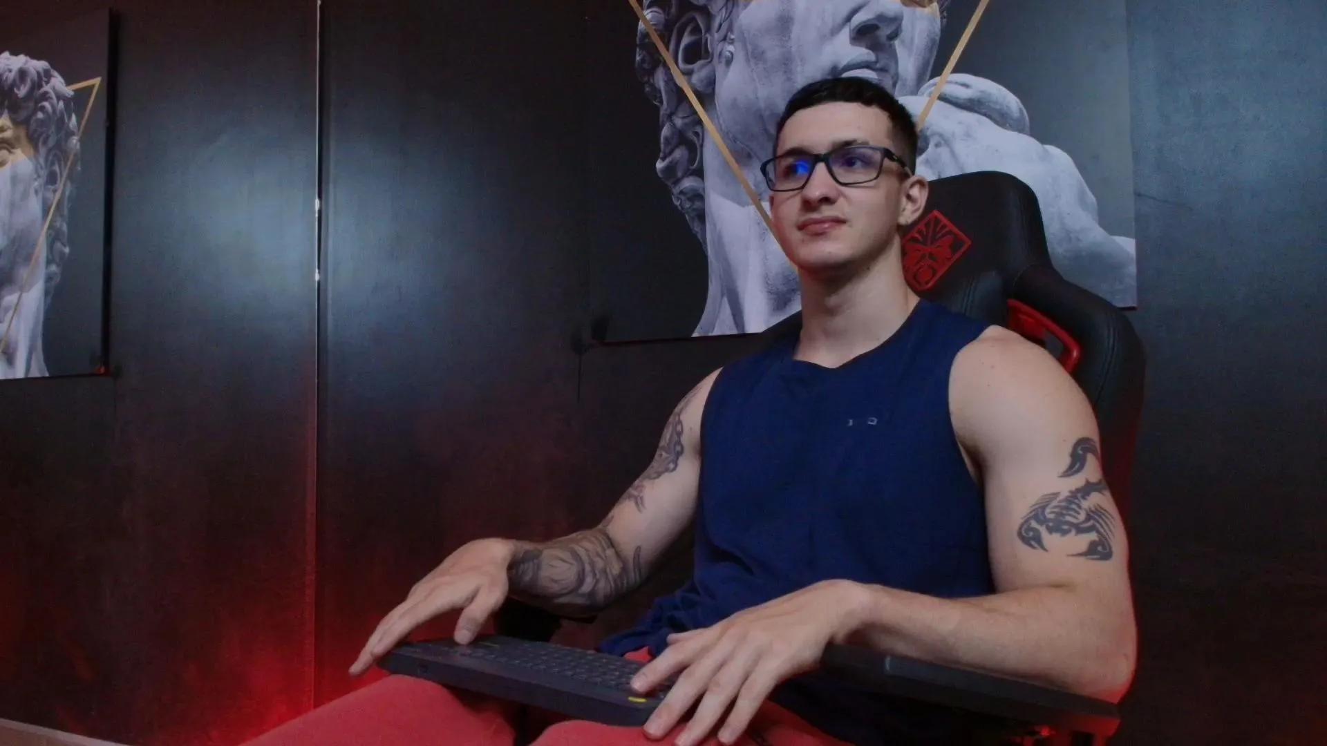 Offline JacksonOlsenn on Cam4