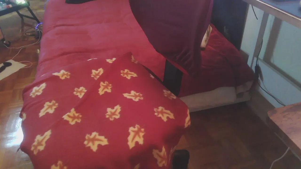 Offline JANININA on Cam4