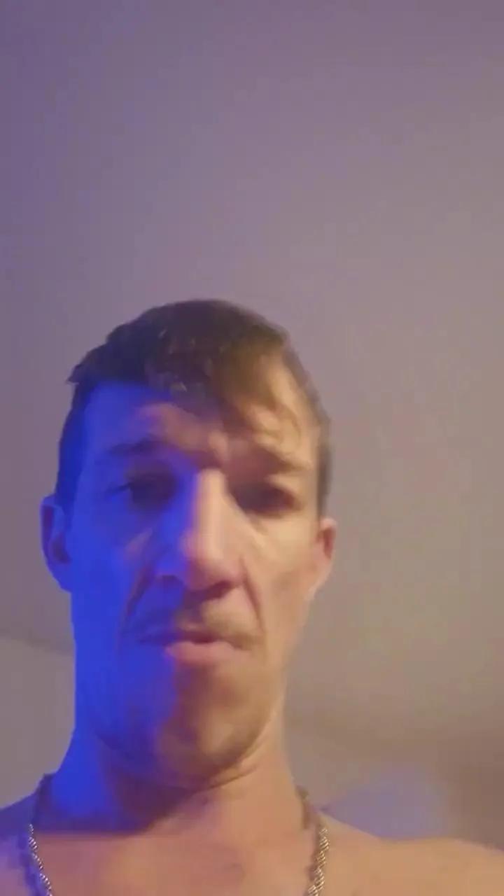 Offline jayhaze1 on Cam4