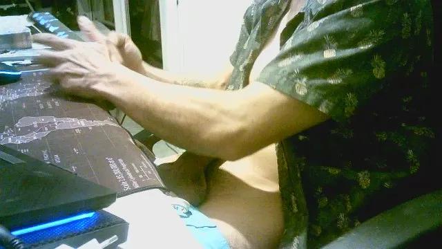 jgonzc on Cam4