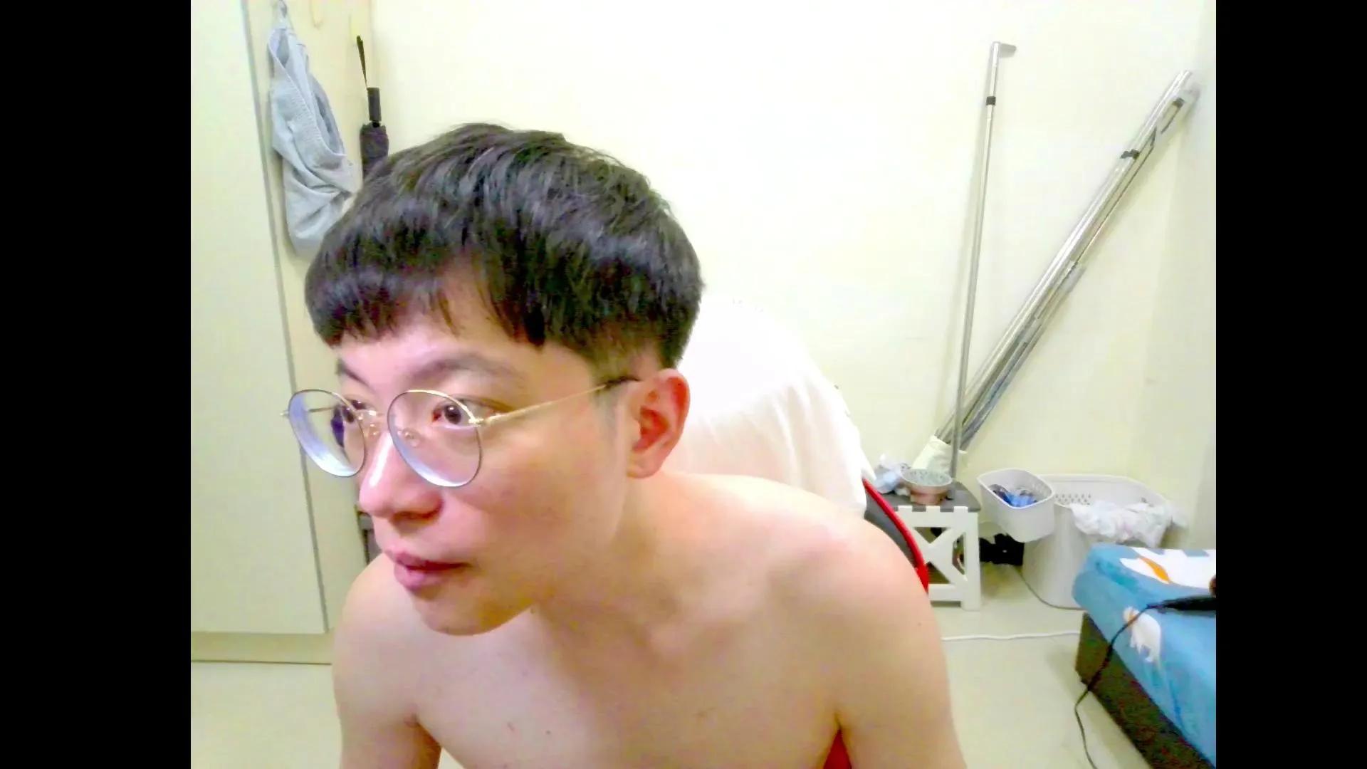 Offline jo8087 on Cam4