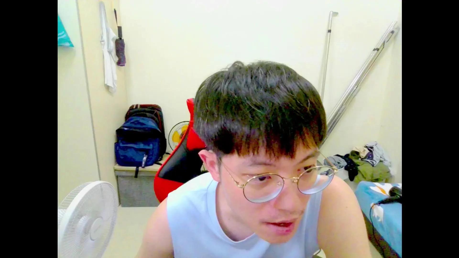 Offline jo8087 on Cam4