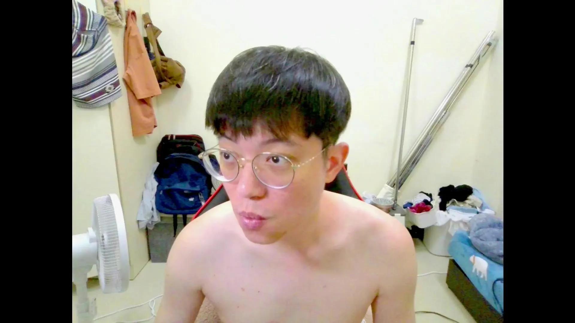 Offline jo8087 on Cam4