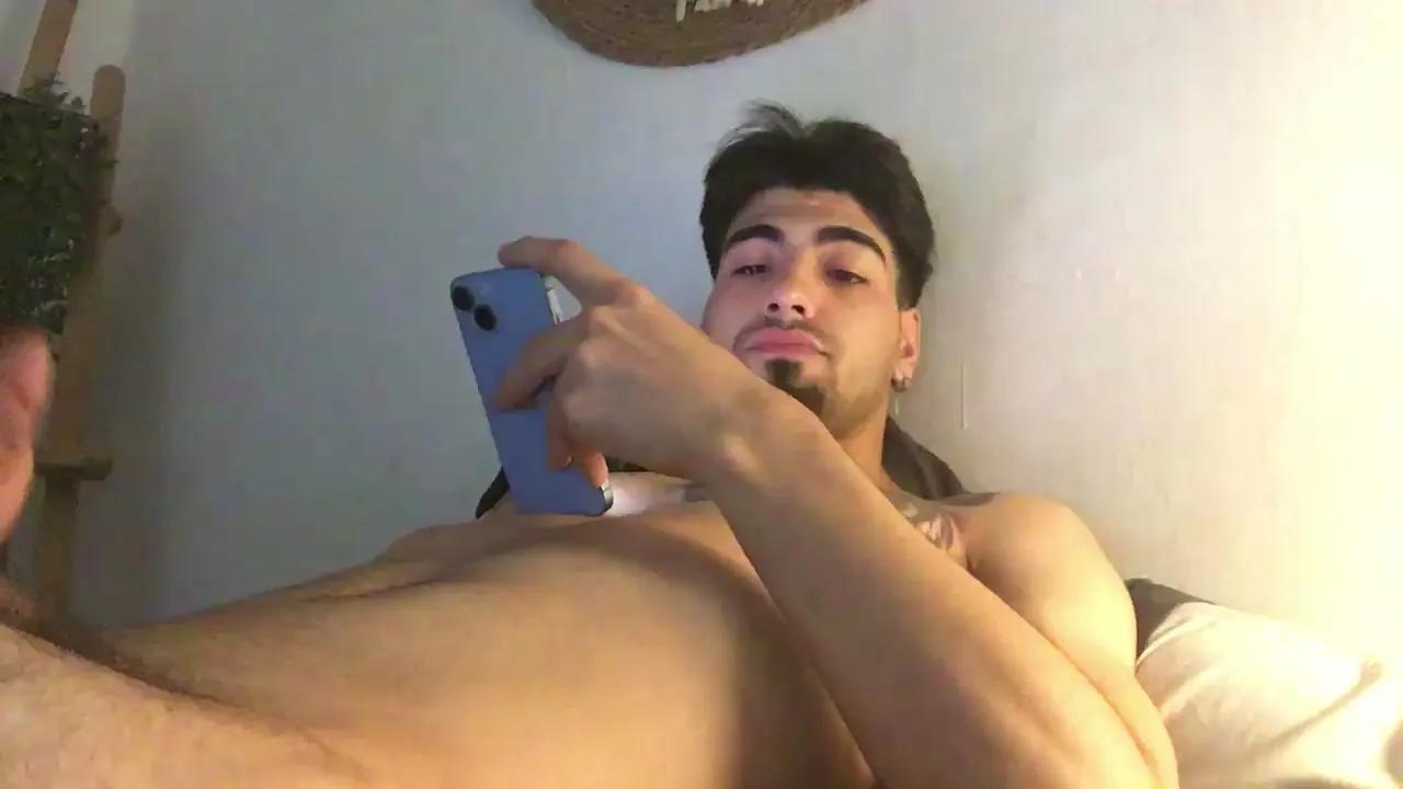 Offline Jovencitobcn21 on Cam4