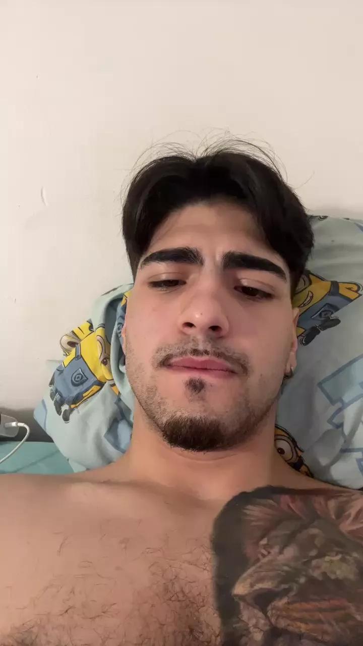 Offline Jovencitobcn21 on Cam4