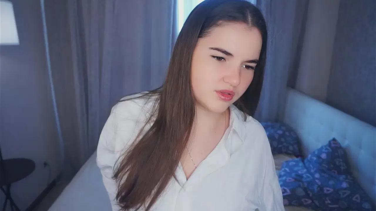 Offline JulianaBlow on Cam4