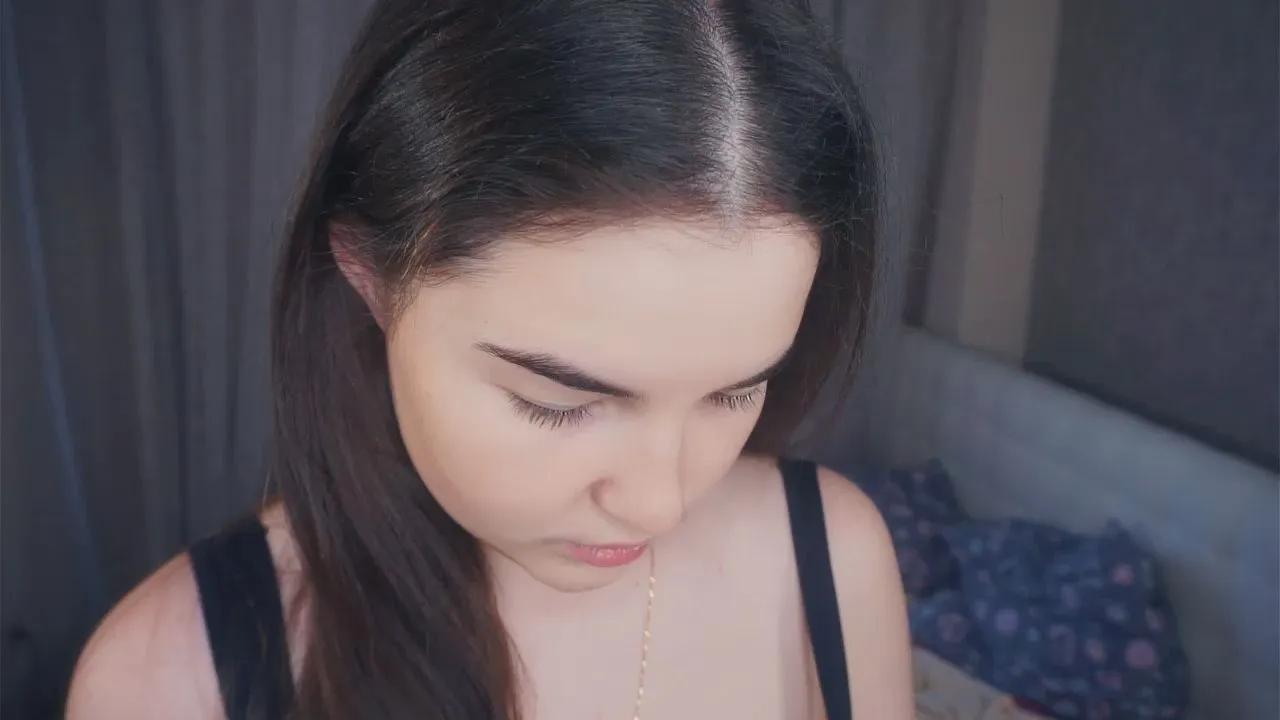 Offline JulianaBlow on Cam4