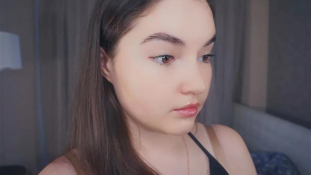 Offline JulianaBlow on Cam4