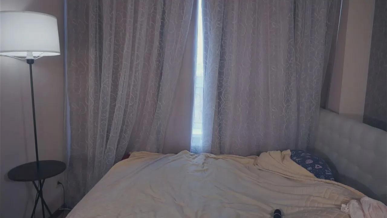 Offline JulianaBlow on Cam4