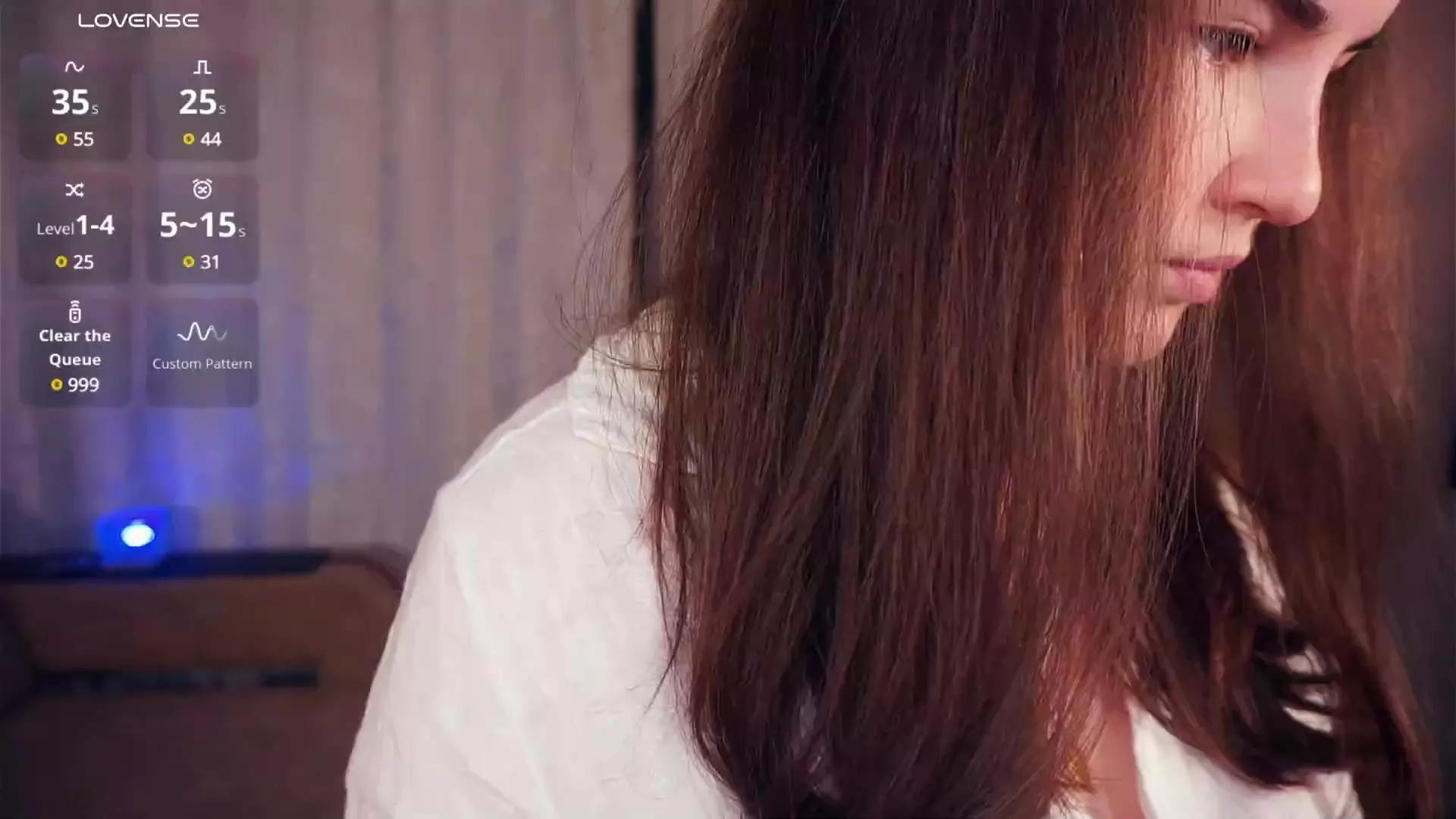 Offline JulianaBlow on Cam4