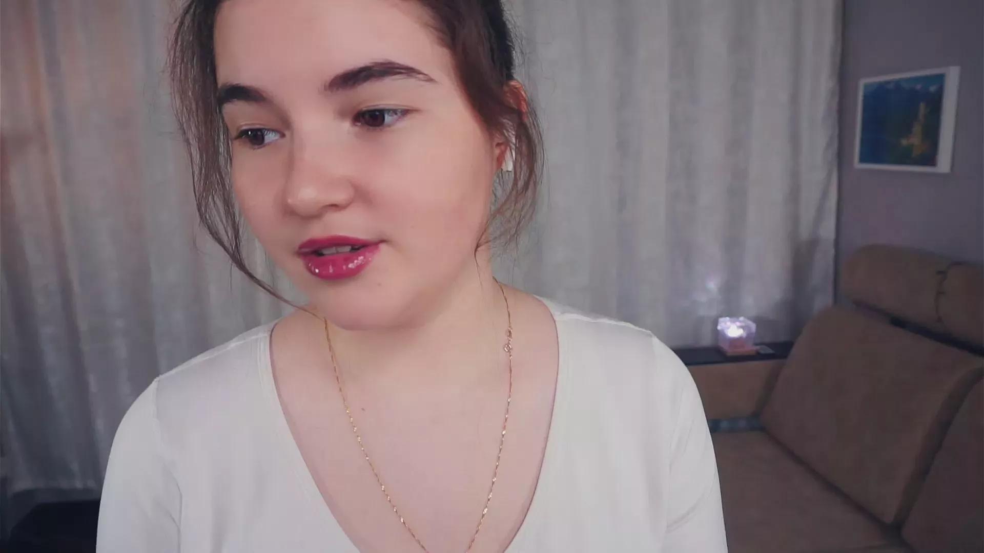 Offline JulianaBlow on Cam4