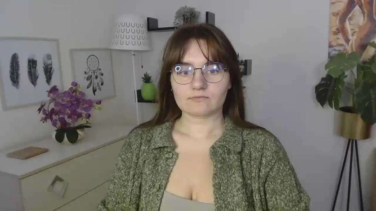 Freechat julie_sensual on Cam4