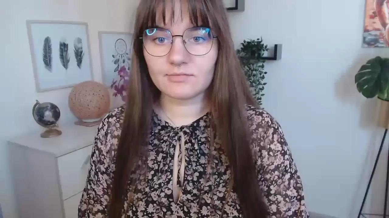 Freechat julie_sensual on Cam4