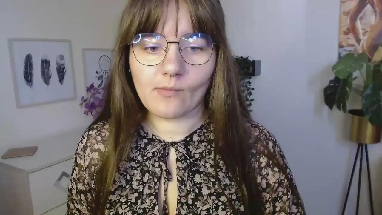 Freechat julie_sensual on Cam4