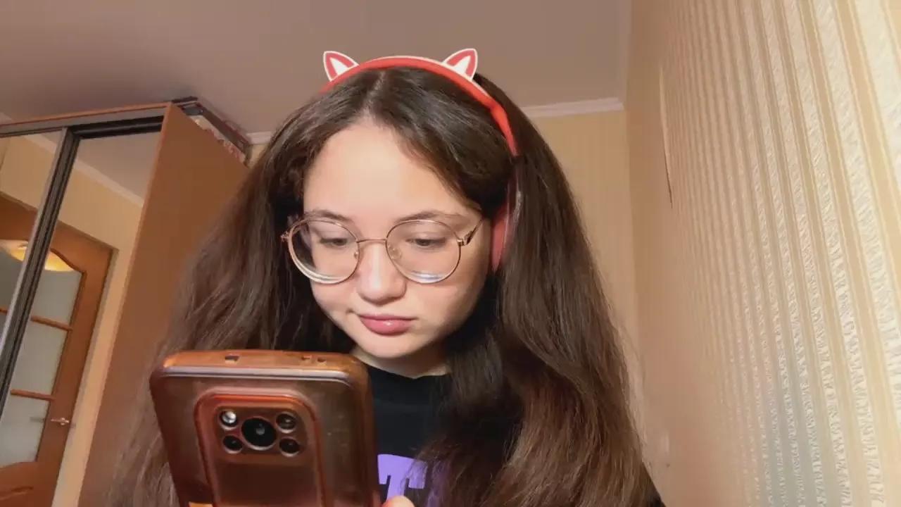 Offline KanishaUyetake on Cam4