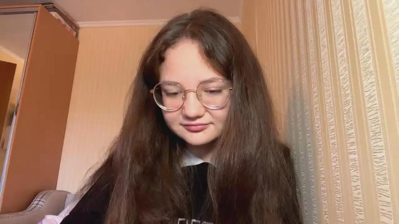 Offline KanishaUyetake on Cam4