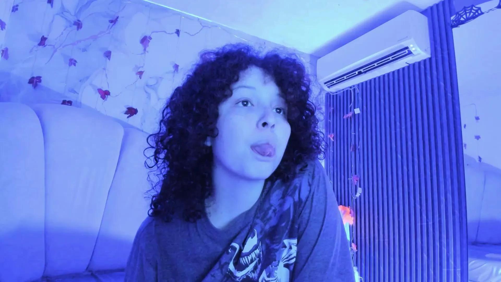 Offline Katemoss69 on Cam4