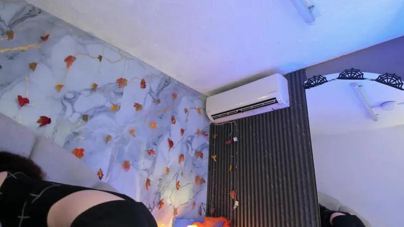 Offline Katemoss69 on Cam4