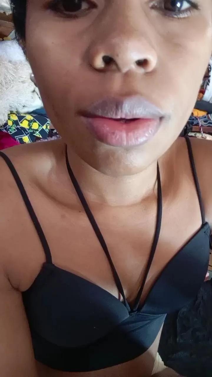 Offline Kayrra on Cam4