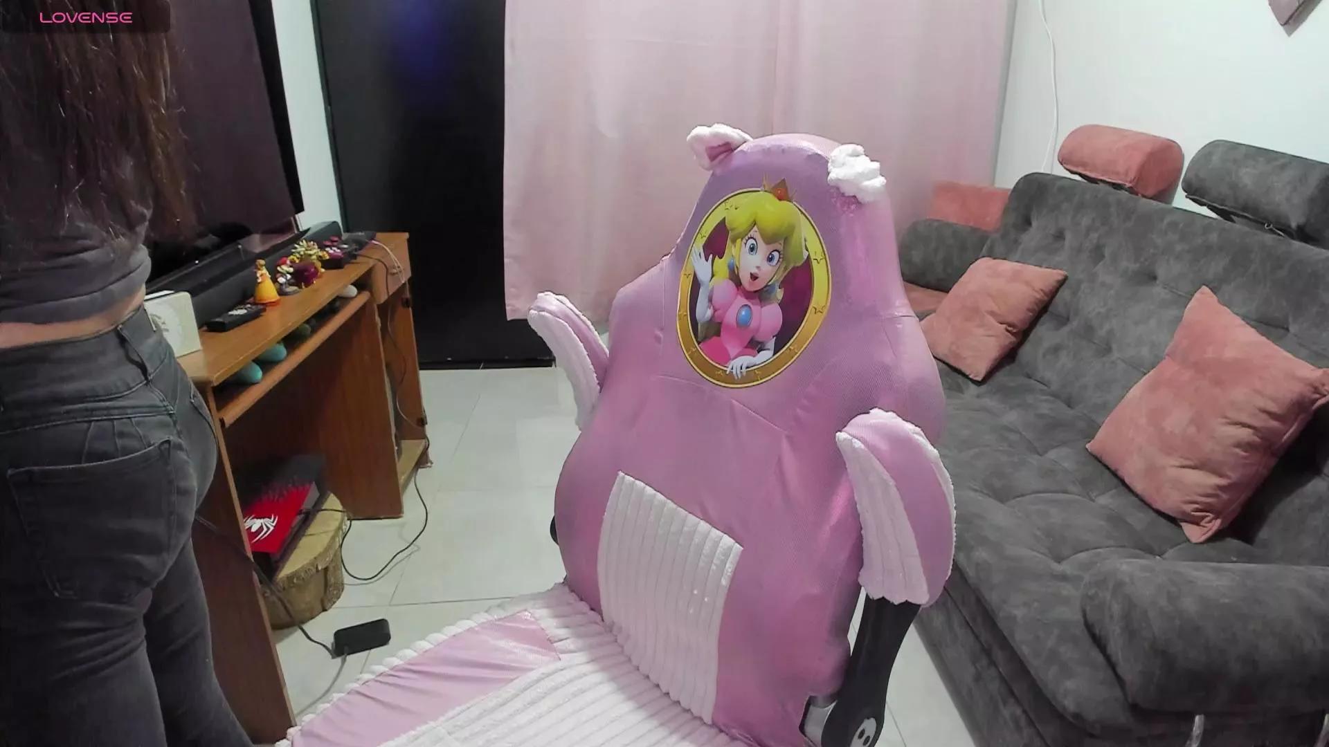 Offline Khalifa_Trans on Cam4