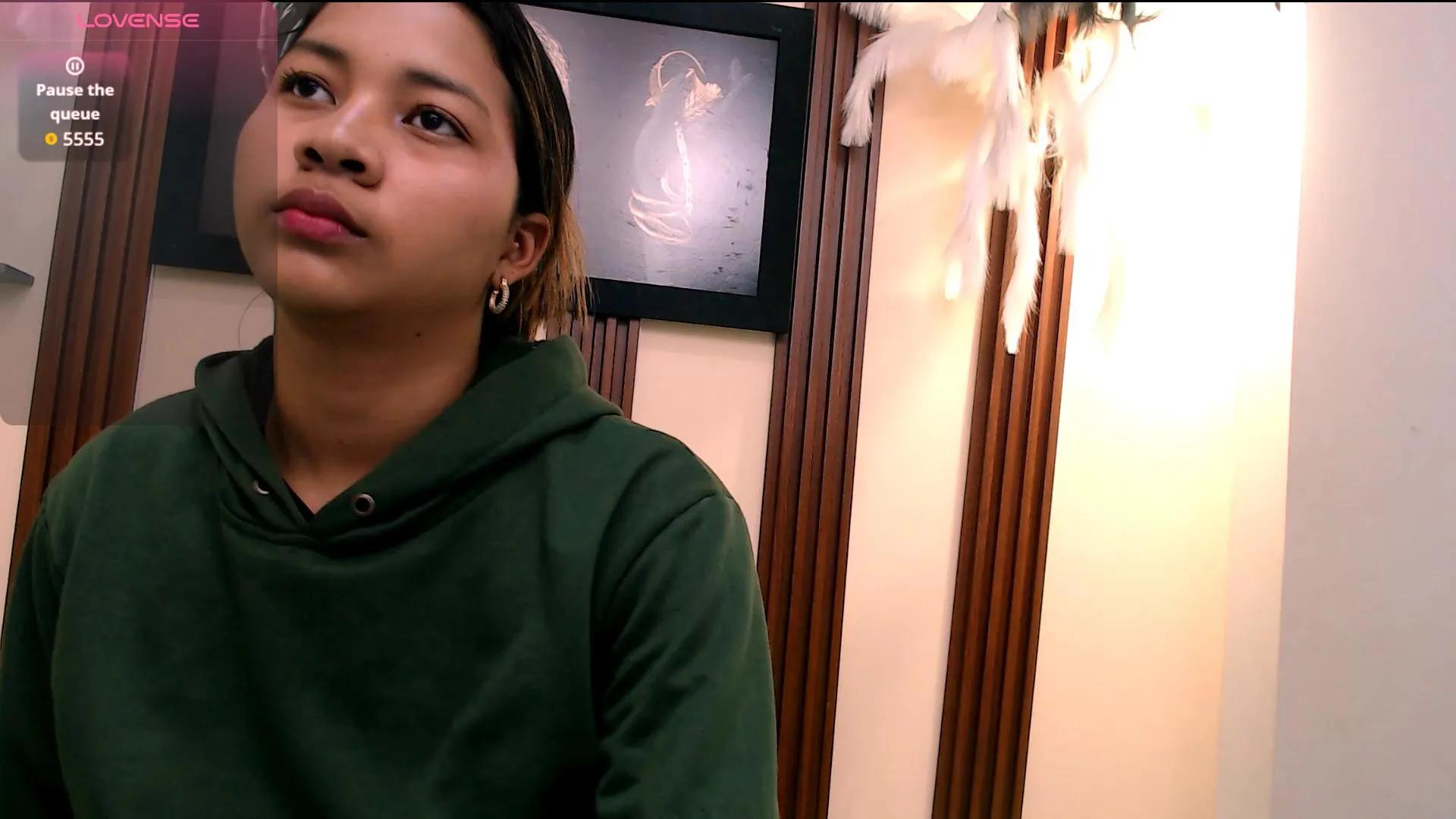 Offline kimberly18cute on Cam4