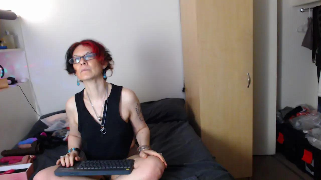 KissraChick on Cam4 