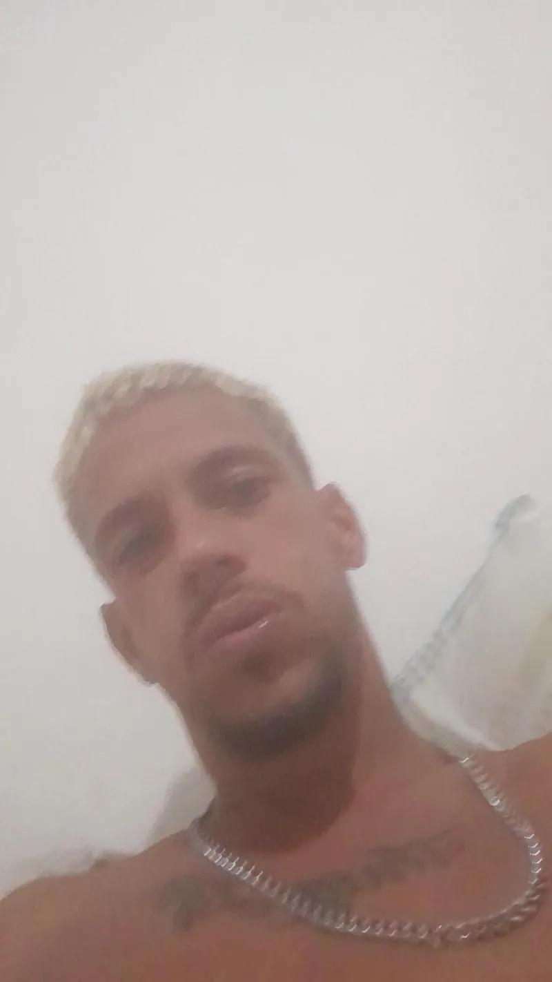 Lccarioca on Cam4 
