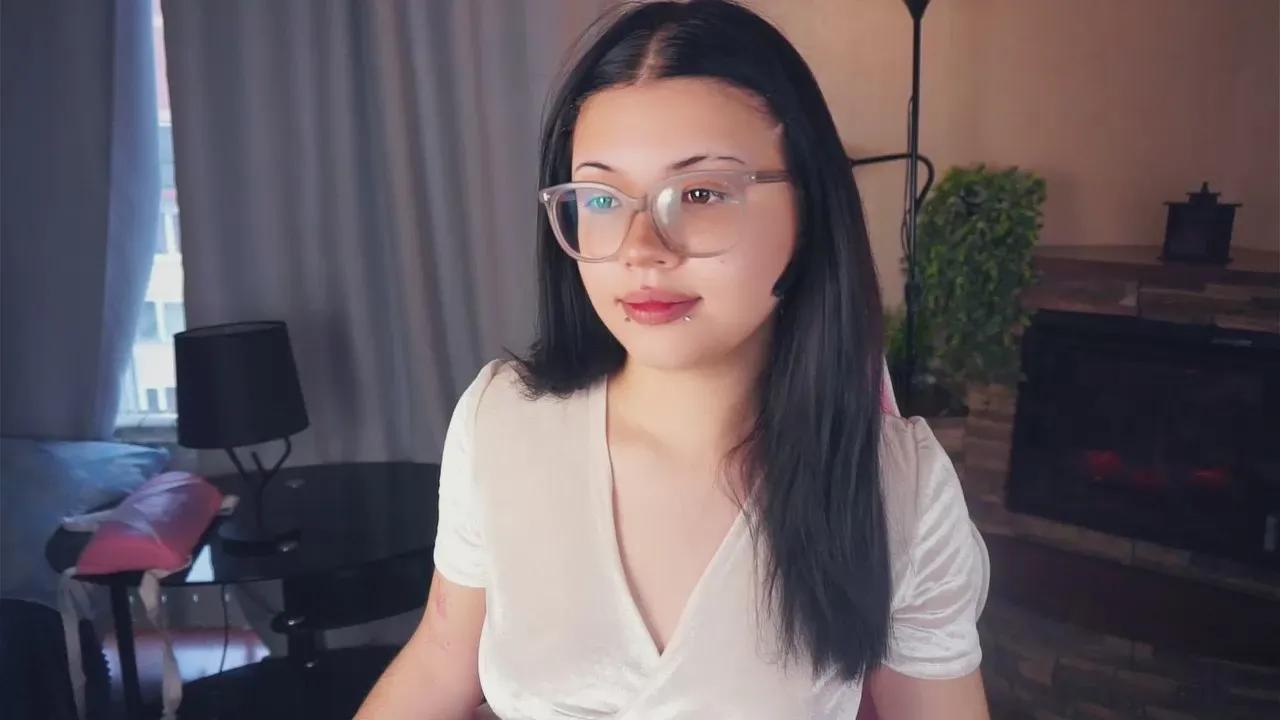 Offline LeandraBouma on Cam4