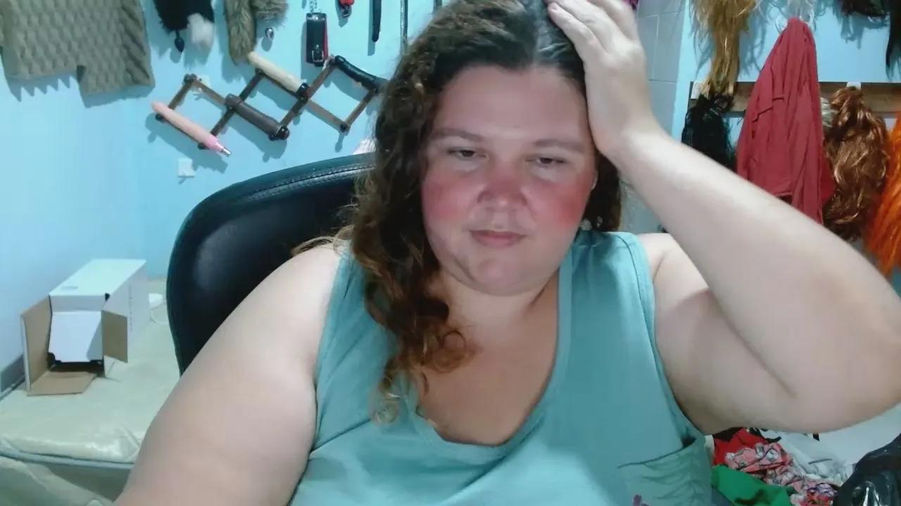 Offline leidybbw on Cam4