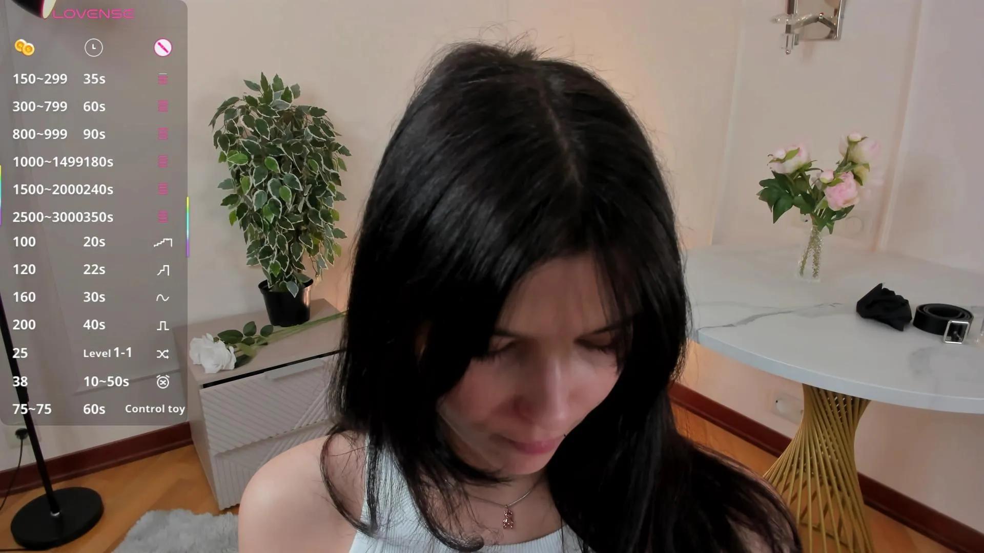 LeilaBuoy on Cam4 