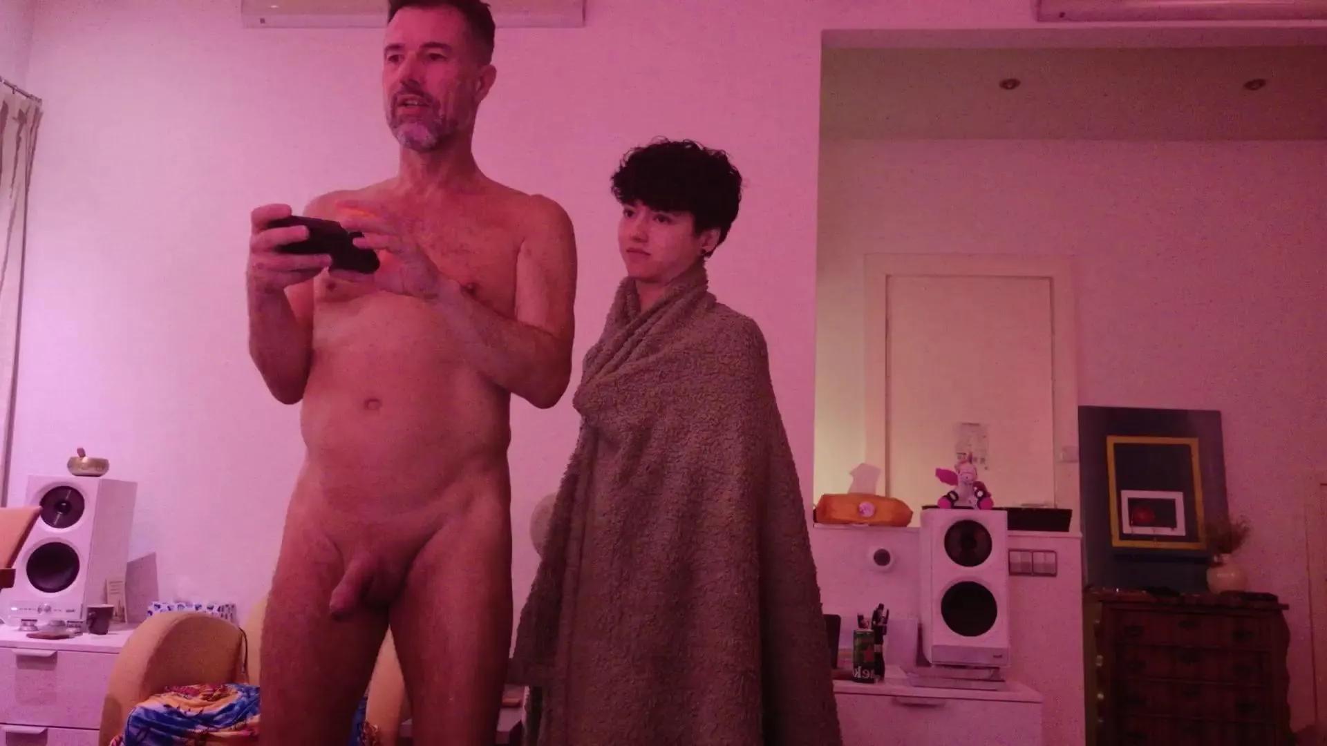 LennyNaakt on Cam4