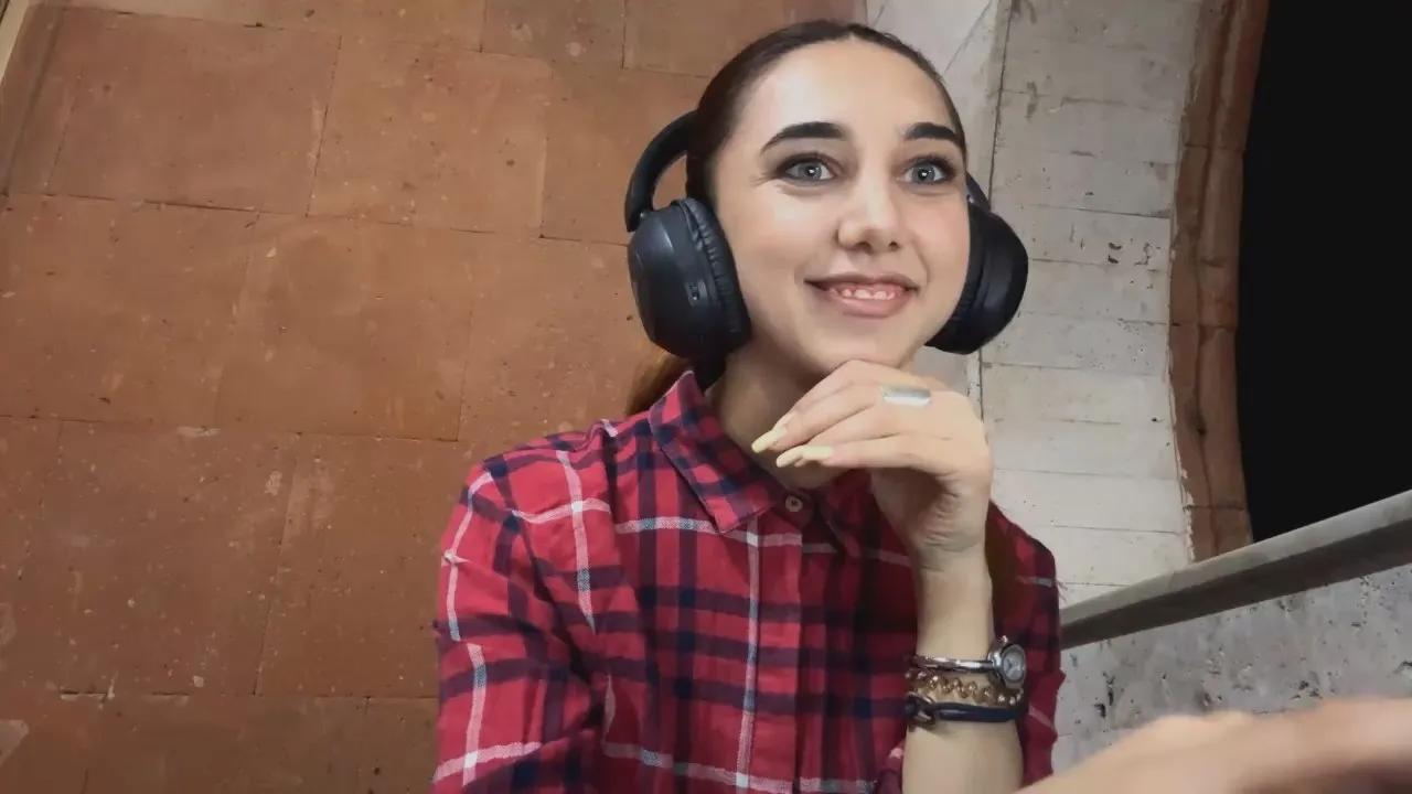 LexieVaka on Cam4