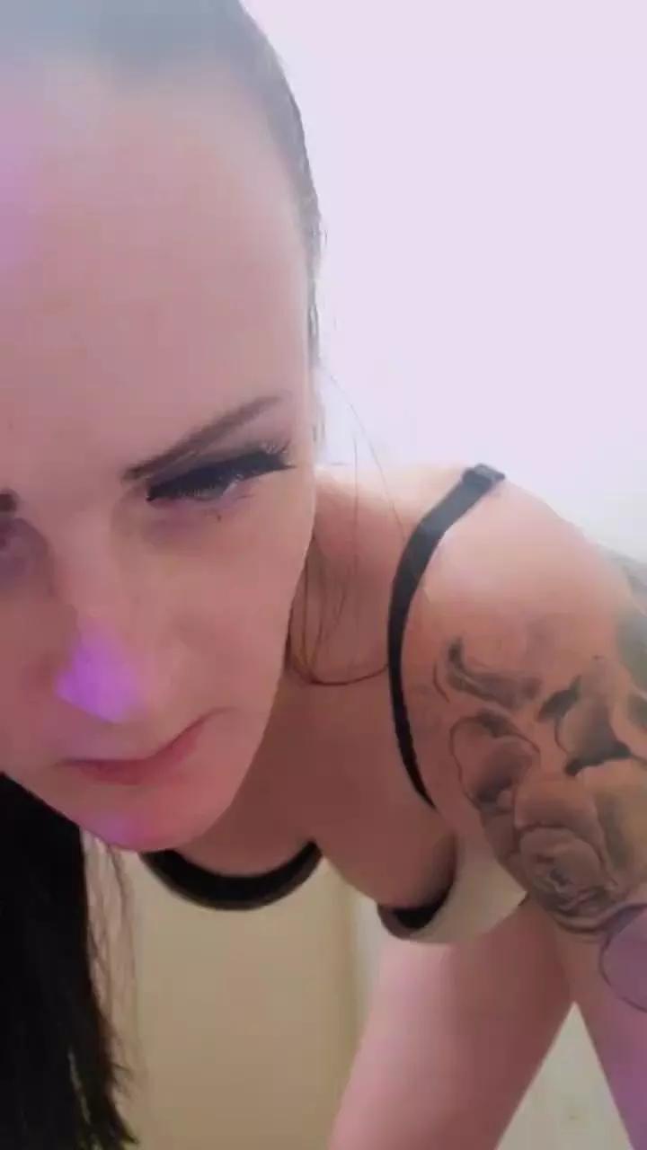 Lilmissdiana1 on Cam4 