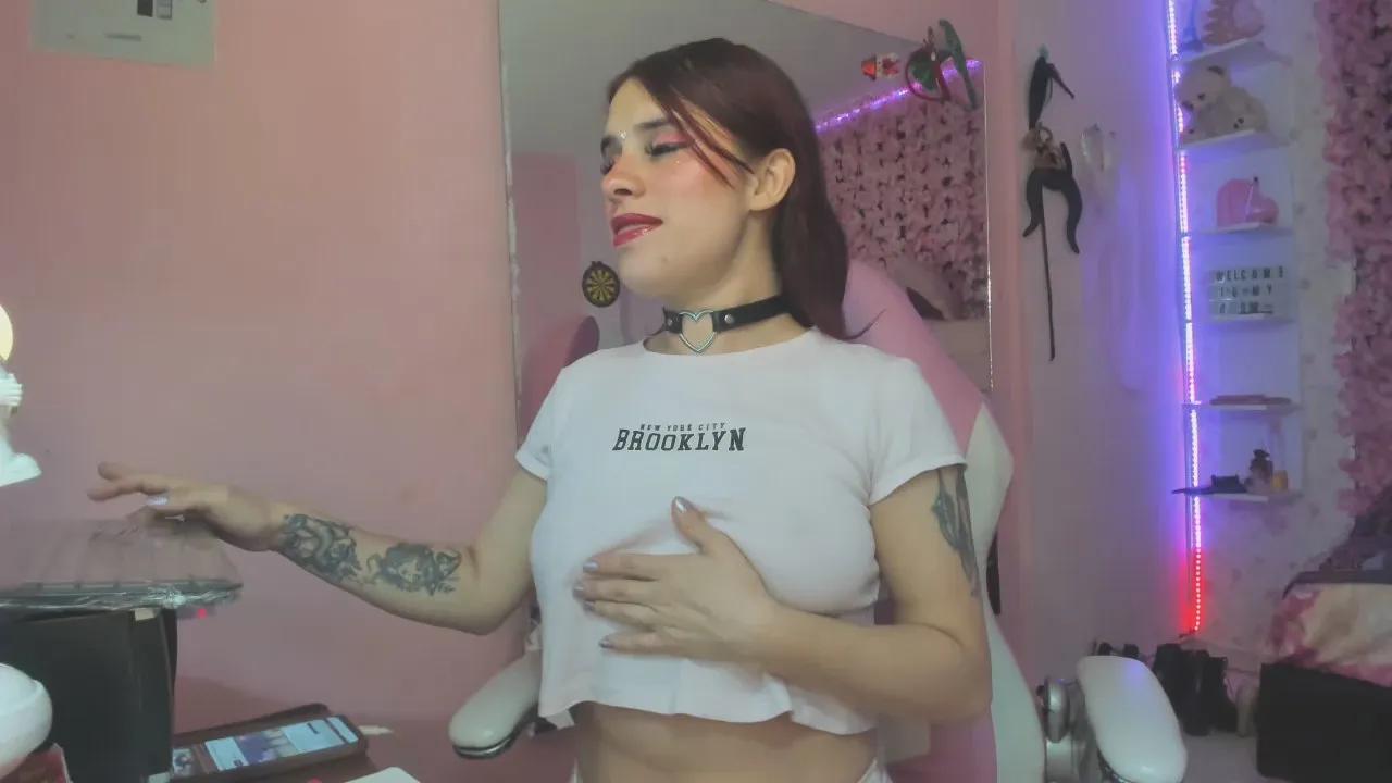 Offline littlecat_1 on Cam4