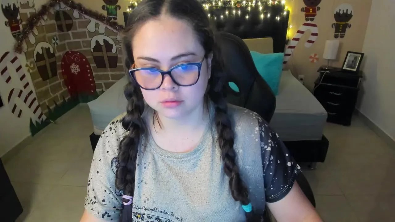 Lola_Villalobos on Cam4 