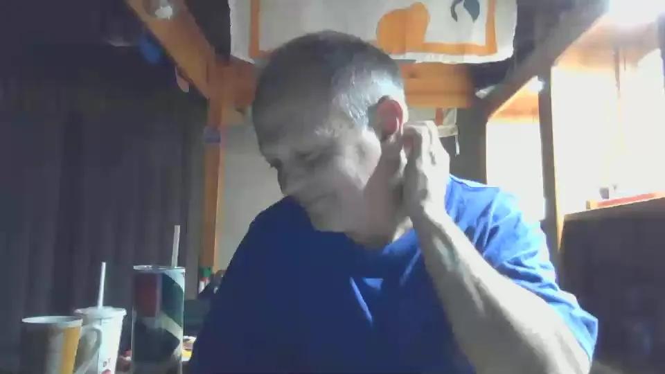 Offline loverman707 on Cam4