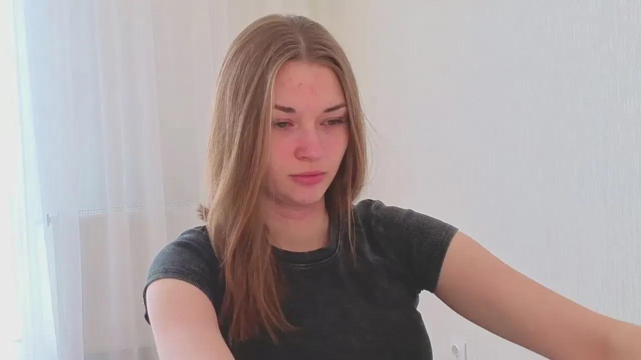 Offline LoyceYanagi on Cam4