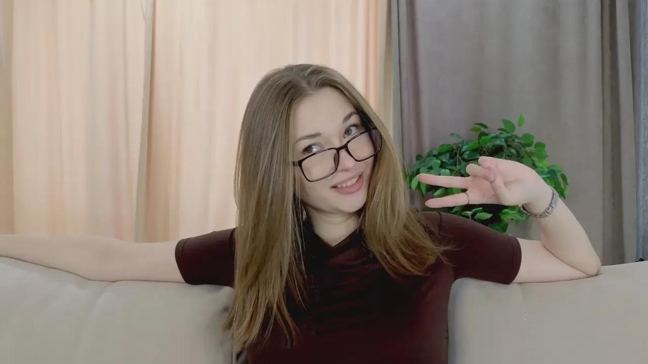 Offline LoyceYanagi on Cam4