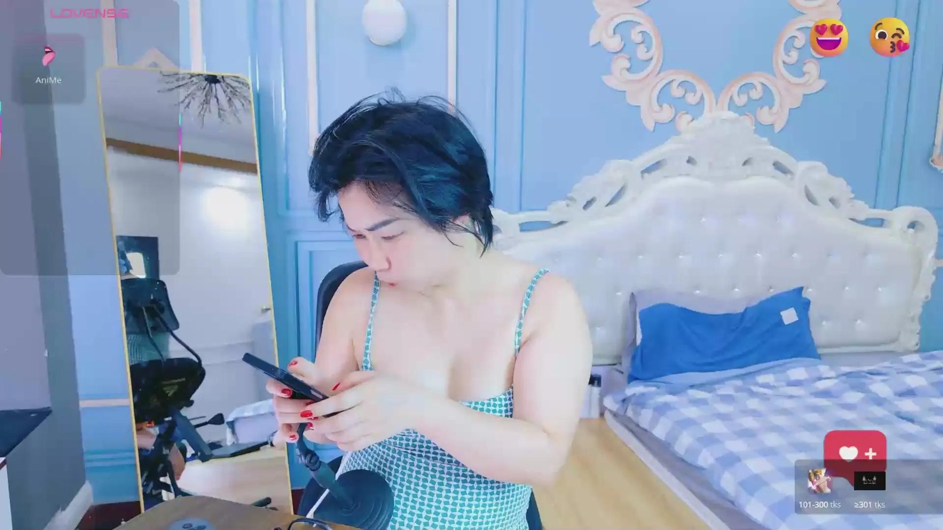 Offline LucianaME on Cam4