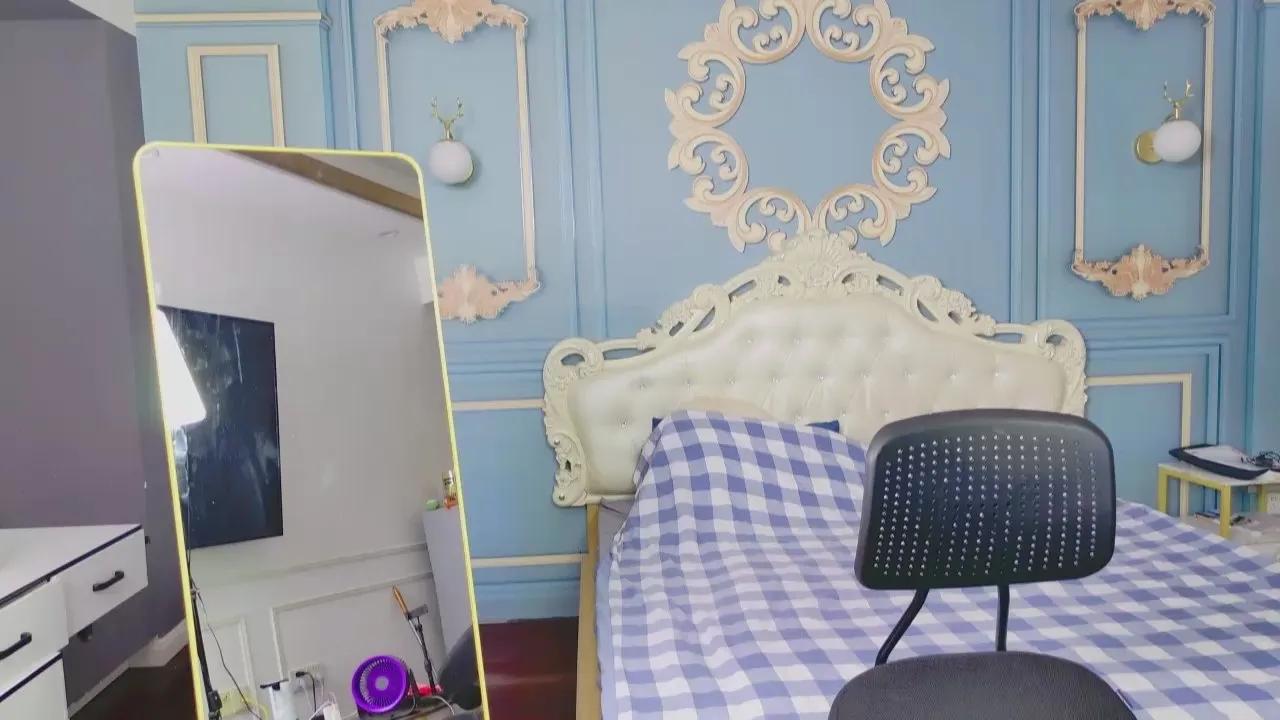 Offline LucianaME on Cam4